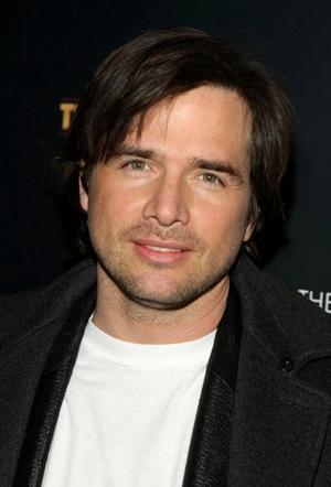 Matthew Settle